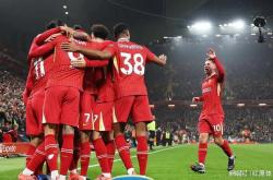 开云体育网页版-巴塞罗那客场大胜英超豪门