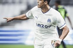 开云体育在线-包含巴塞罗那客场遭遇进球荒，主帅面临压力的词条