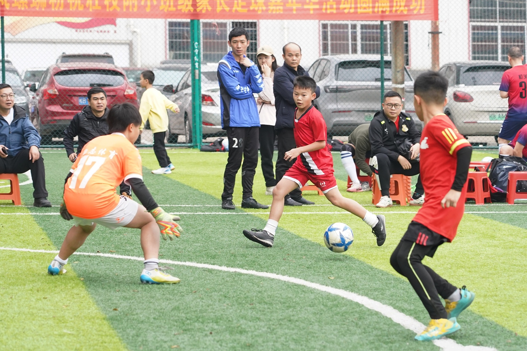 热门比赛即将上演，球迷翘首期盼