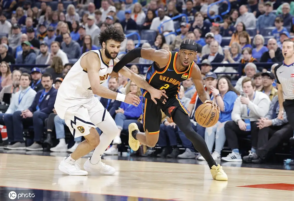 爵士客场击败掘金,米切尔砍下全队最高27分 爵士客场击败掘金,米切尔砍下全队最高27分