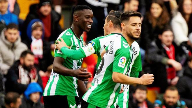 关于佛罗伦萨迎战桑普，实力对比或有微妙差距的信息