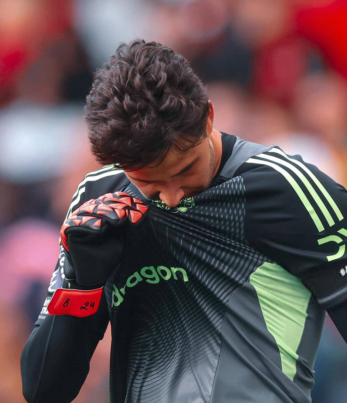 曼联逆转对手,稳固前四位置的简单介绍 曼联逆转对手,稳固前四位置的简单介绍