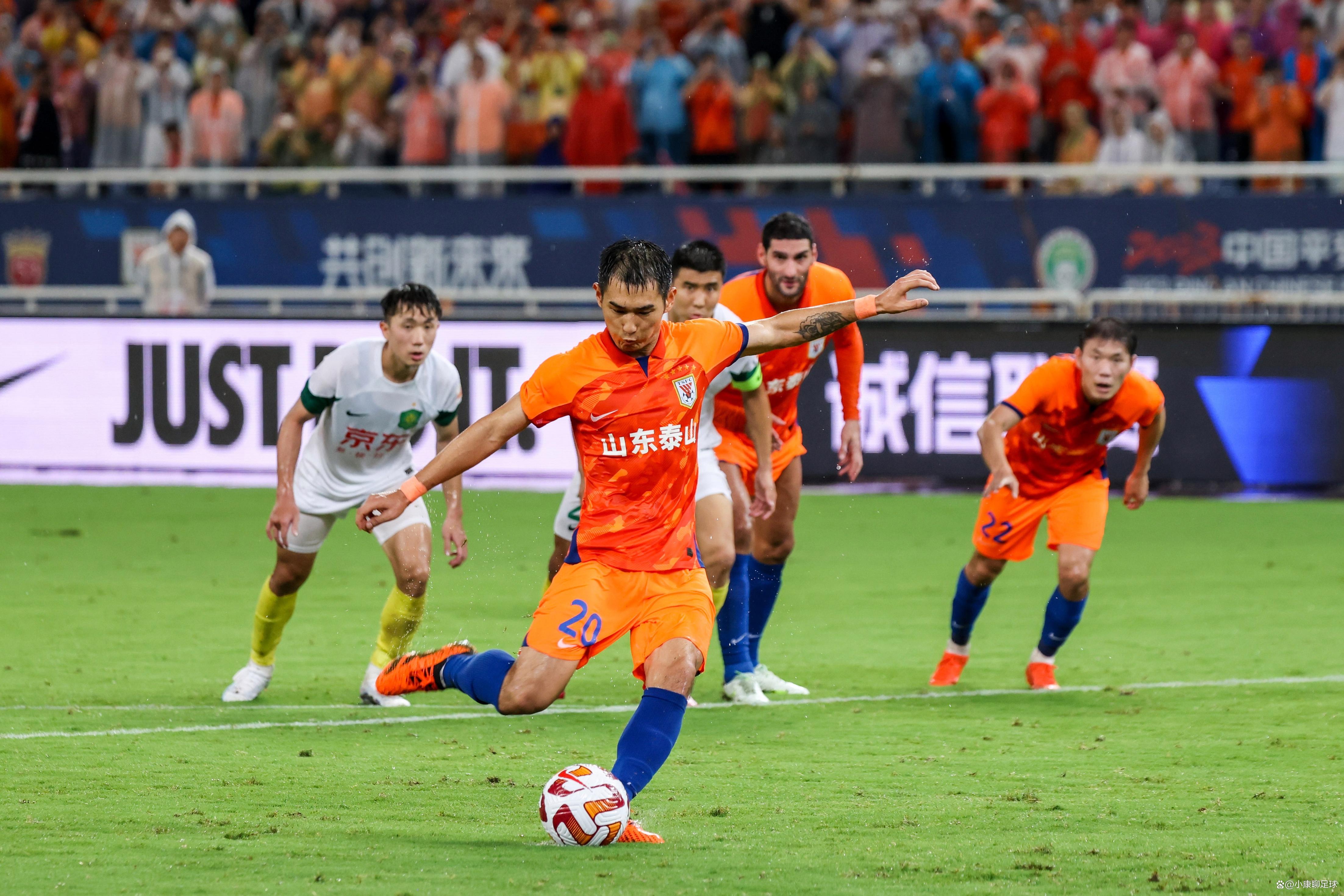 关于比分领先,球队士气高涨气势如虹的信息 关于比分领先,球队士气高涨气势如虹的信息