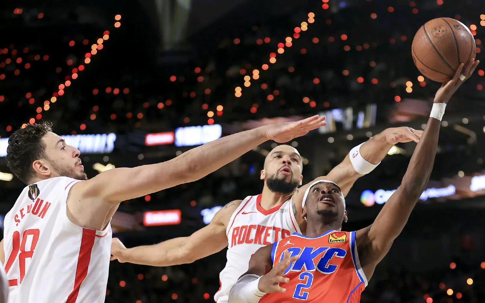 雄鹿队主场大胜领跑西部排名!的简单介绍 雄鹿队主场大胜领跑西部排名!的简单介绍