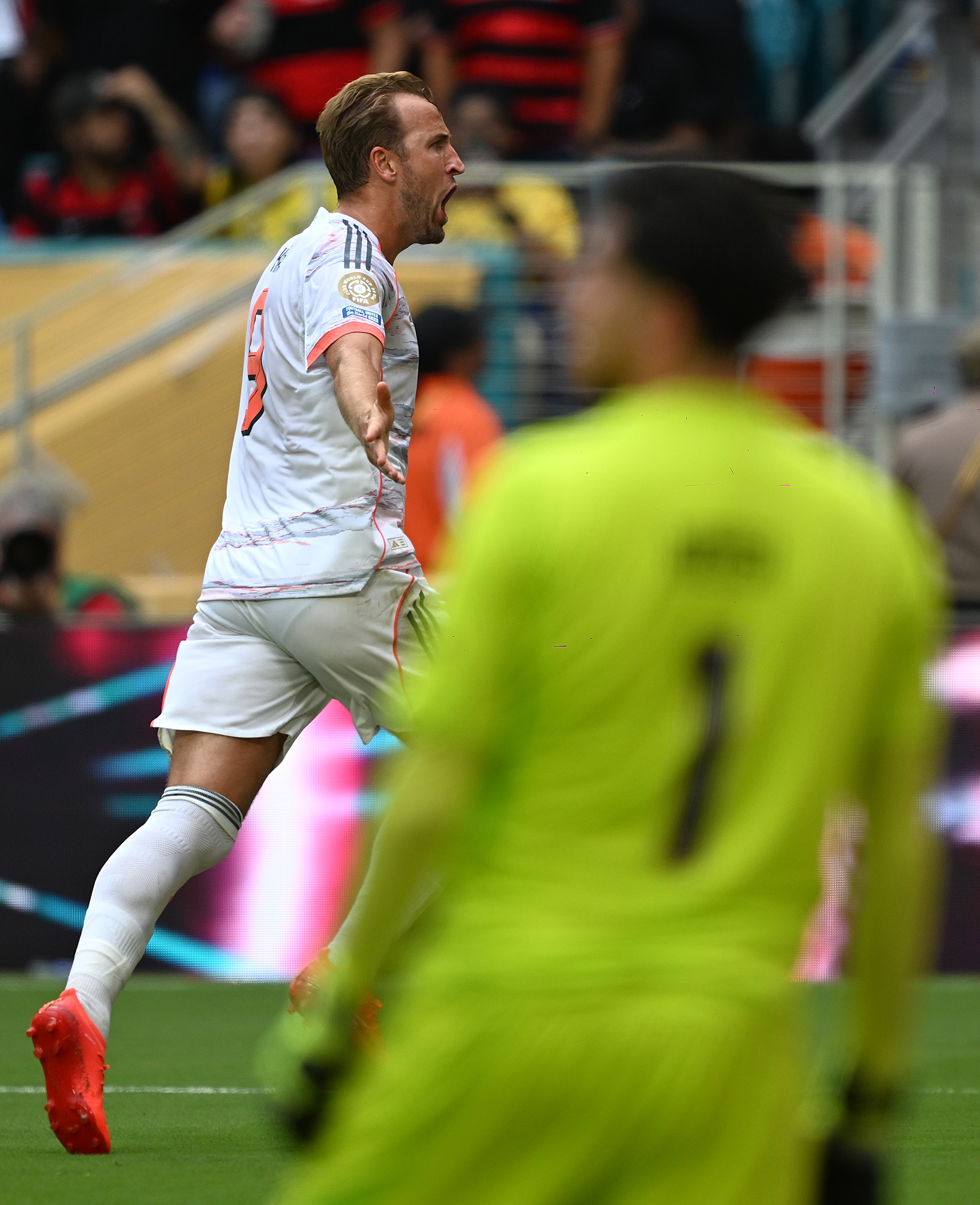 拜仁告负:马赛绝杀晋级 拜仁告负:马赛绝杀晋级